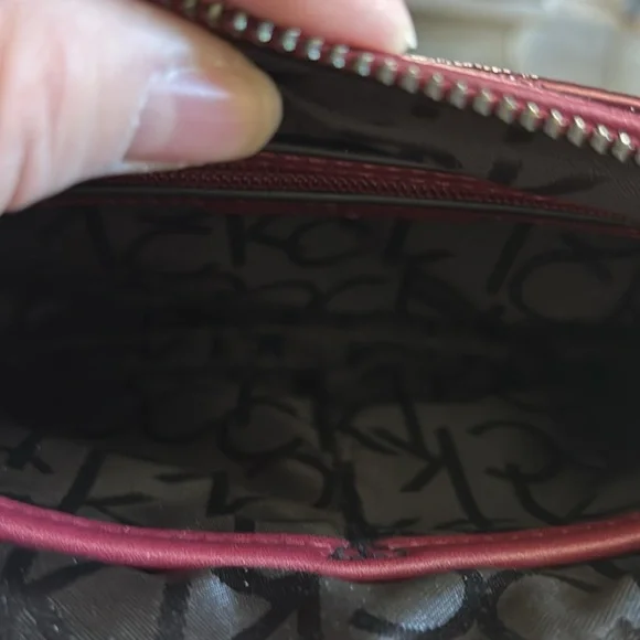 Calvin Klein small crossbody bag - Picture 6 of 7